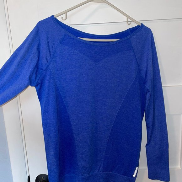 Reebok 3/4 Sleeve Athletic Top - Picture 3 of 5